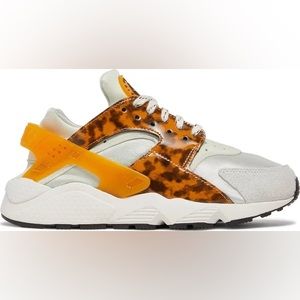 WORN ONCE RARE Nike Air Huarache Tortoiseshell 2022 Shoes, Women Size 9.5